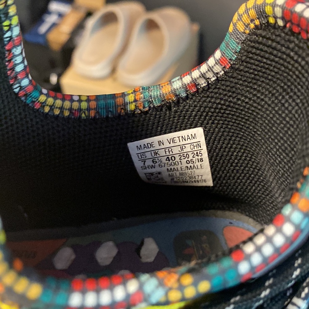 Human race NMD Pharrell adidas solar pack edition size 7(with box) - Picture 6 of 7